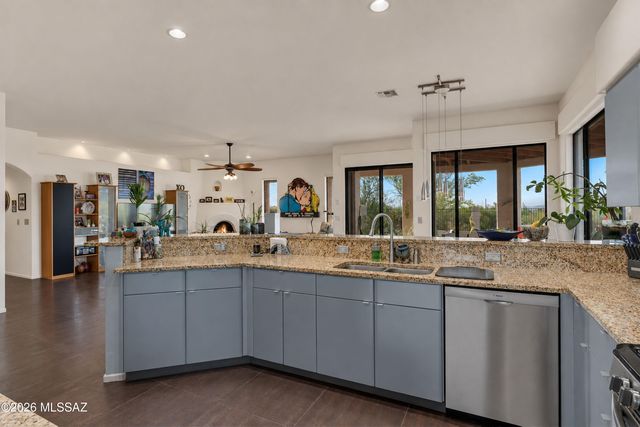 3880 W Bar Ranch Road, Tucson, AZ 85745