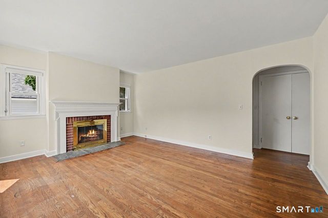 4 Hassake Road, Greenwich, CT 06870