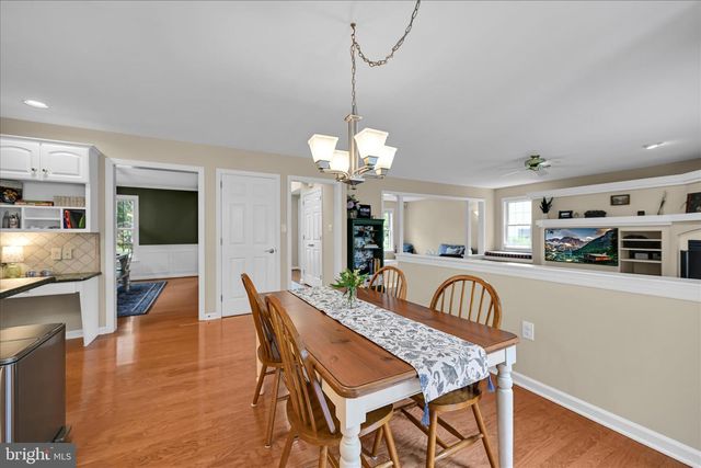 2958 HEARTHSIDE LN, Lancaster, PA 17601