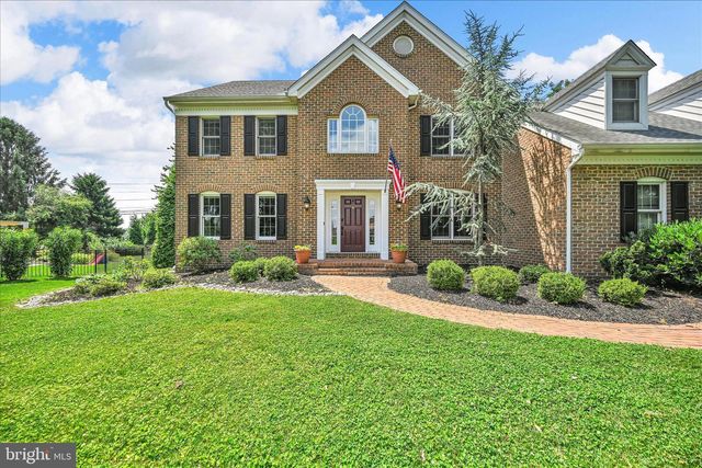 2958 HEARTHSIDE LN, Lancaster, PA 17601