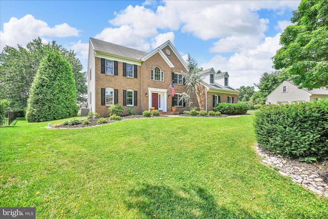 2958 HEARTHSIDE LN, Lancaster, PA 17601