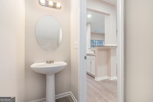 2563 Walden Lake Drive, Decatur, GA 30035