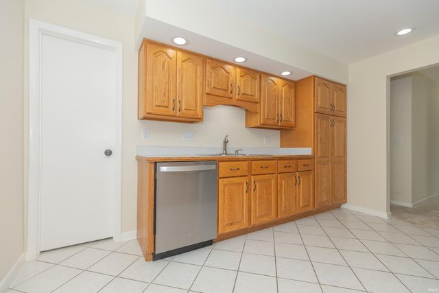 5608 Winston Road, Evansville, IN 47710