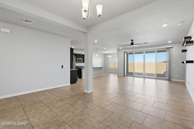 554 W Grantham Street, Vail, AZ 85641