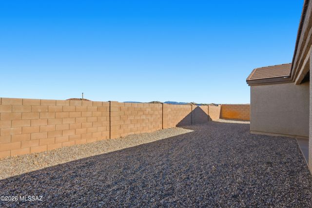 554 W Grantham Street, Vail, AZ 85641