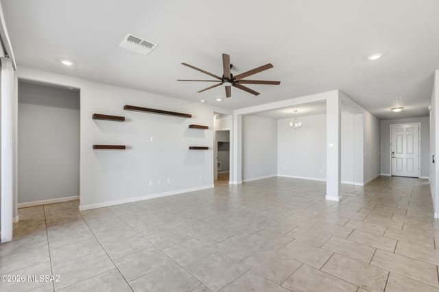 554 W Grantham Street, Vail, AZ 85641