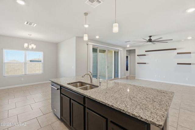 554 W Grantham Street, Vail, AZ 85641