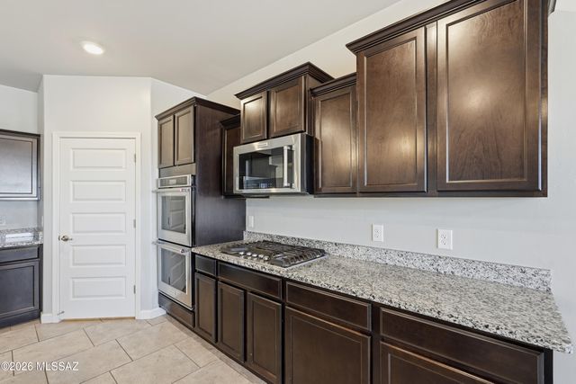 554 W Grantham Street, Vail, AZ 85641