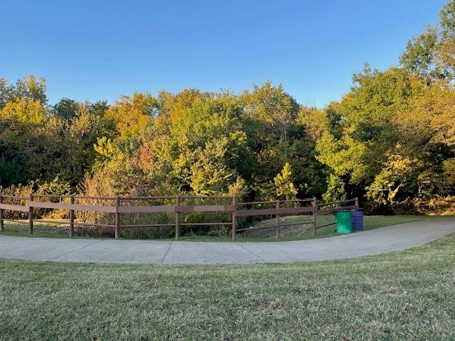 861 SUMMIT POINTE, Lewisville, TX 75077