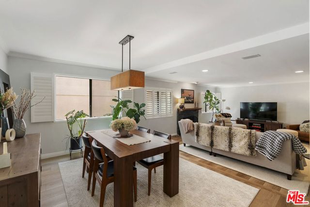 14560 Benefit Street 206, Sherman Oaks, CA 91403