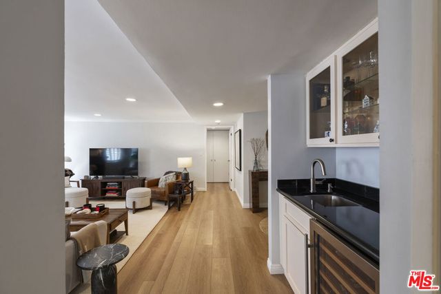 14560 Benefit Street 206, Sherman Oaks, CA 91403