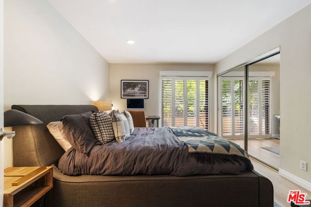 14560 Benefit Street 206, Sherman Oaks, CA 91403