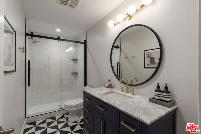 14560 Benefit Street 206, Sherman Oaks, CA 91403
