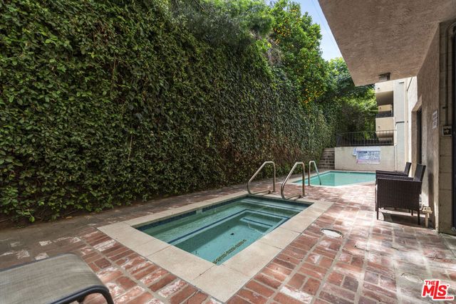 14560 Benefit Street 206, Sherman Oaks, CA 91403