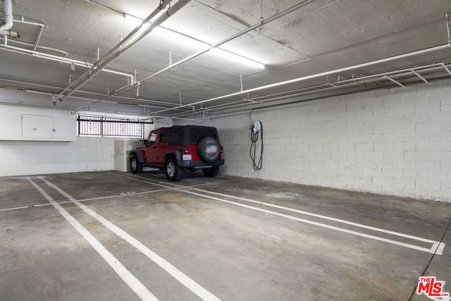 14560 Benefit Street 206, Sherman Oaks, CA 91403