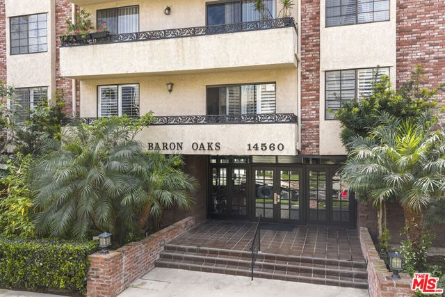 14560 Benefit Street 206, Sherman Oaks, CA 91403