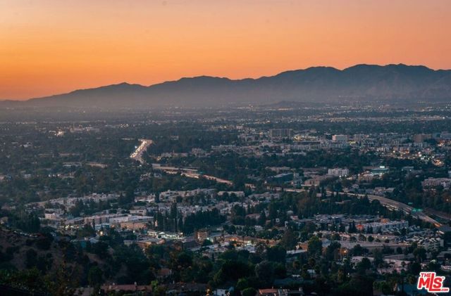 14560 Benefit Street 206, Sherman Oaks, CA 91403