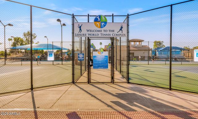 212 LEISURE WORLD --, Mesa, AZ 85206