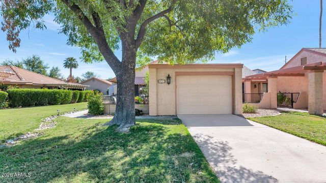 212 LEISURE WORLD --, Mesa, AZ 85206