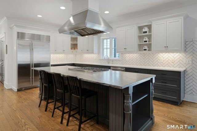 2 Roland Drive, Darien, CT 06820