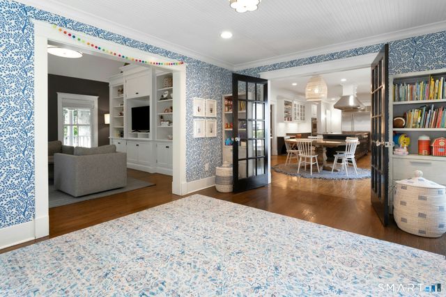 2 Roland Drive, Darien, CT 06820