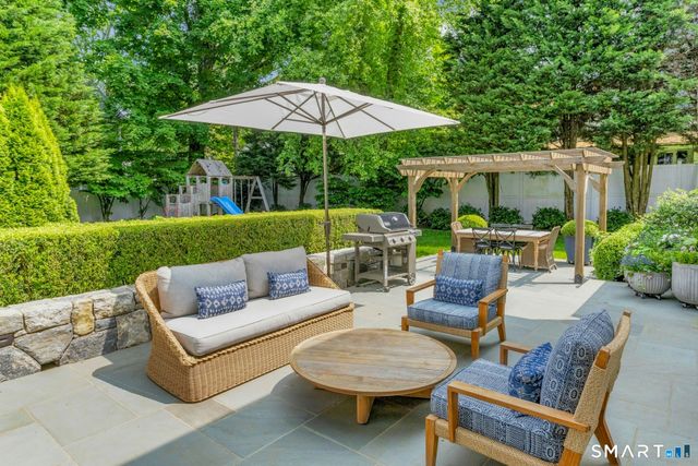 2 Roland Drive, Darien, CT 06820