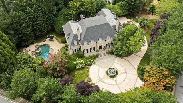 305 Forrest Lake Drive NW, Sandy Springs, GA 30327
