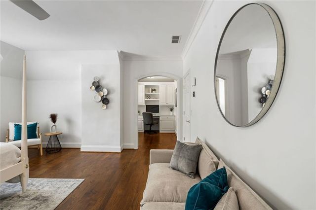 305 Forrest Lake Drive NW, Sandy Springs, GA 30327