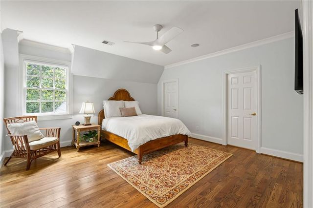 305 Forrest Lake Drive NW, Sandy Springs, GA 30327