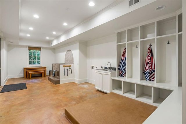 305 Forrest Lake Drive NW, Sandy Springs, GA 30327