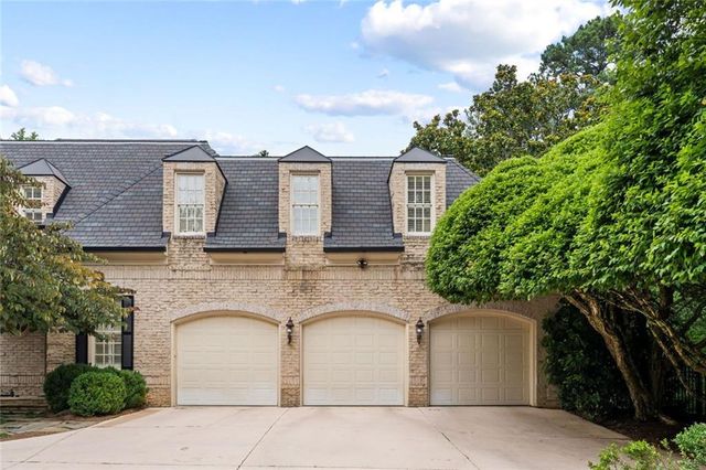 305 Forrest Lake Drive NW, Sandy Springs, GA 30327