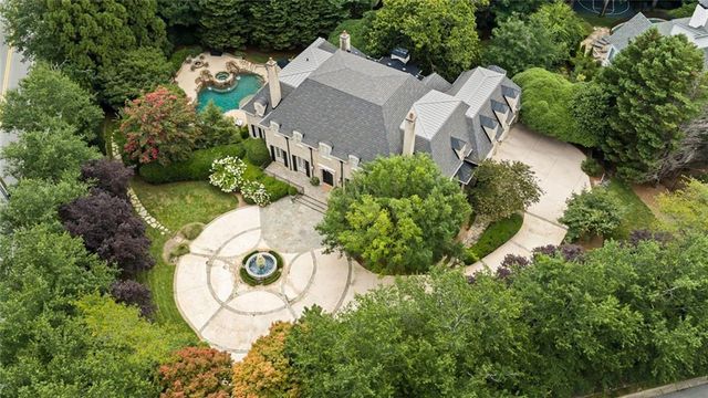 305 Forrest Lake Drive NW, Sandy Springs, GA 30327