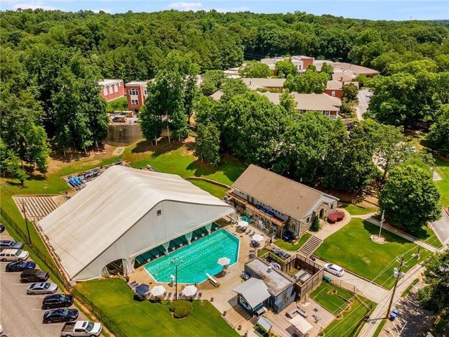 305 Forrest Lake Drive NW, Sandy Springs, GA 30327