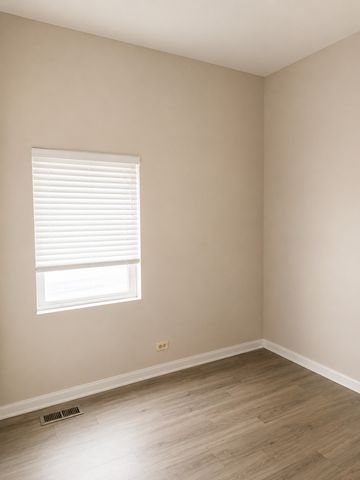 8443 S Green Street, Chicago, IL 60620