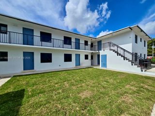 180 NE 57th St 10, Miami, FL 33137