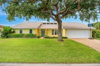 33 Yawl Drive, Cocoa Beach, FL 32931