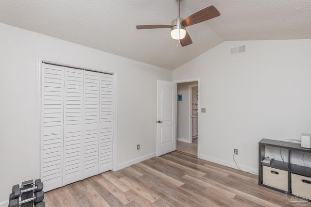 2776 Honeywood Dr, Pensacola, FL 32514