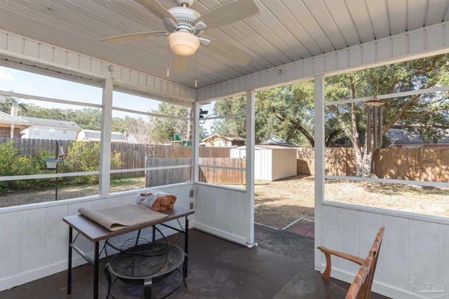 2776 Honeywood Dr, Pensacola, FL 32514