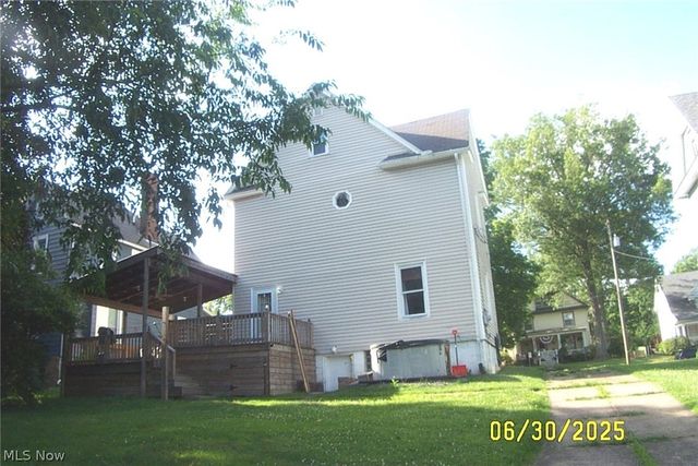 293 W 10th Street, Salem, OH 44460