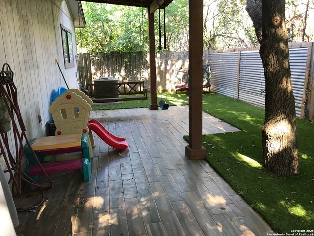 11302 CANDLE PARK, San Antonio, TX 78249