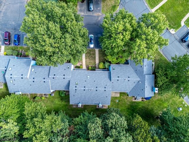 1303 Timber Oaks Rd, Edison Twp., NJ 08820