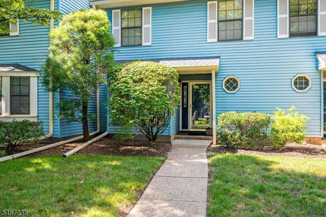 1303 Timber Oaks Rd, Edison Twp., NJ 08820