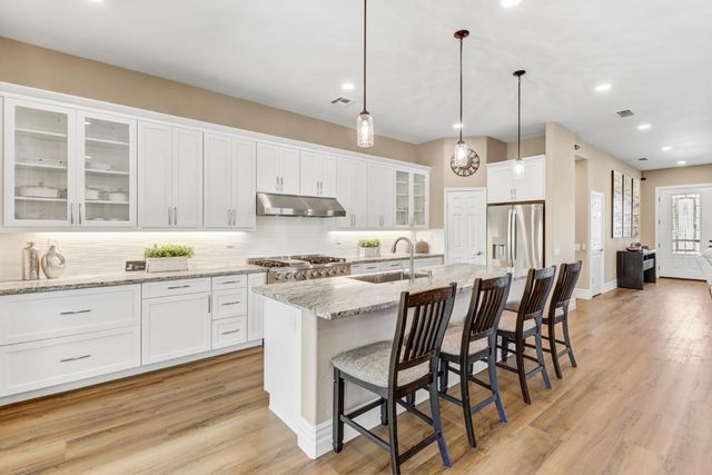 7028 Windchime Way, Roseville, CA 95747