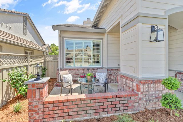 7028 Windchime Way, Roseville, CA 95747