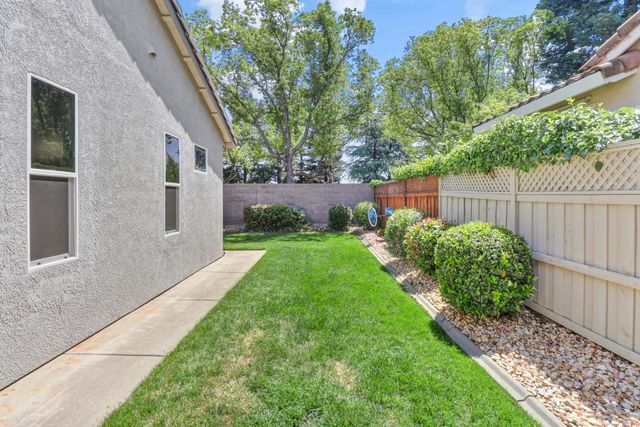 7028 Windchime Way, Roseville, CA 95747