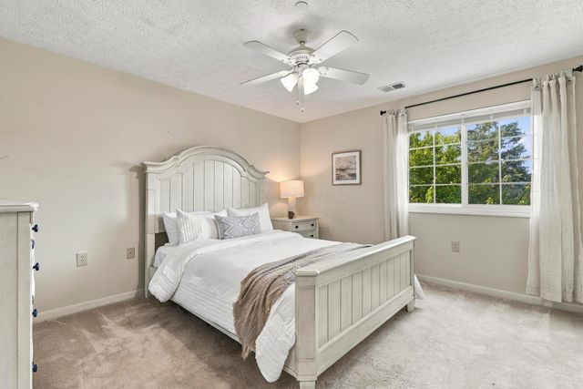 6823 Meadow Creek Drive, 208, Columbus, OH 43235