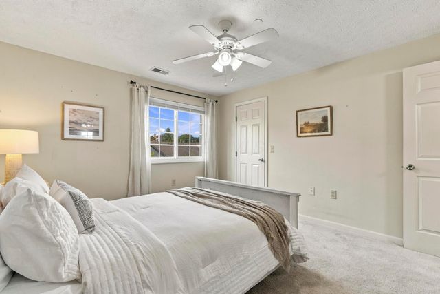 6823 Meadow Creek Drive, 208, Columbus, OH 43235