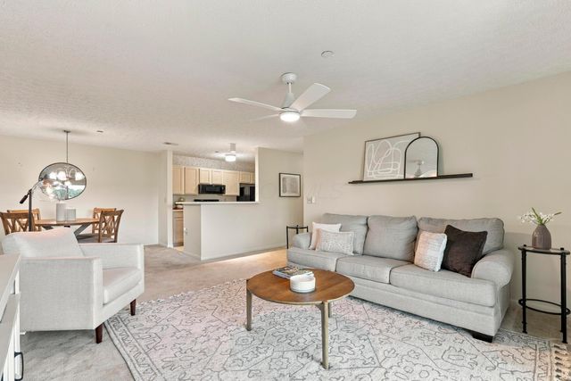 6823 Meadow Creek Drive, 208, Columbus, OH 43235