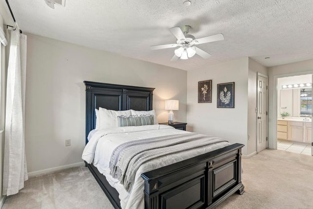 6823 Meadow Creek Drive, 208, Columbus, OH 43235