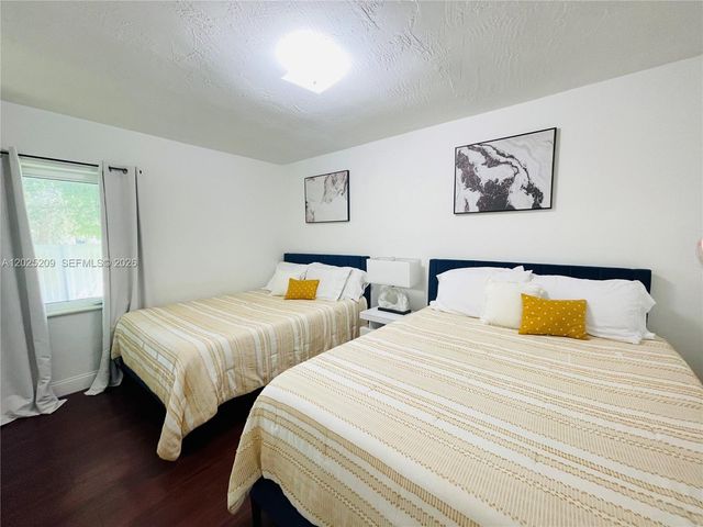 18962 SW 94th Ave, Cutler Bay, FL 33157